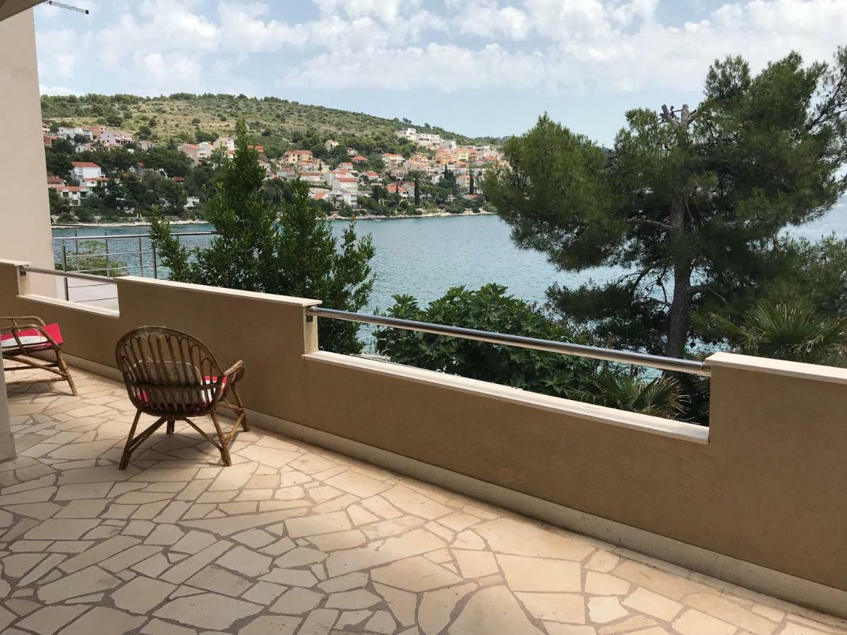Seaside Apartments Трогір Екстер'єр фото